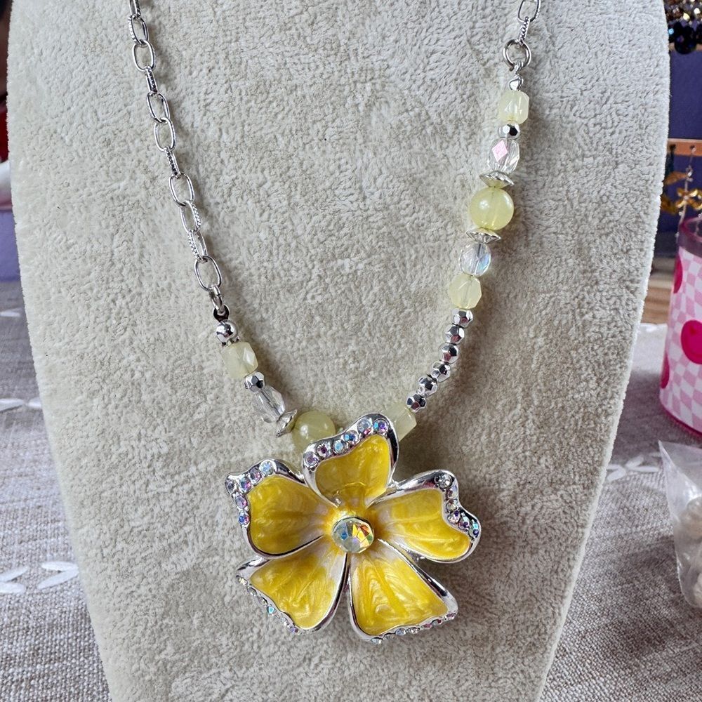Yellow Rhinestone Flower Pendant Necklace